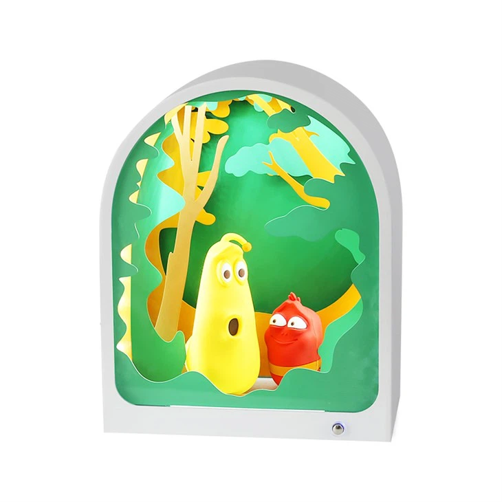 Larva co-branded Night Light (3)